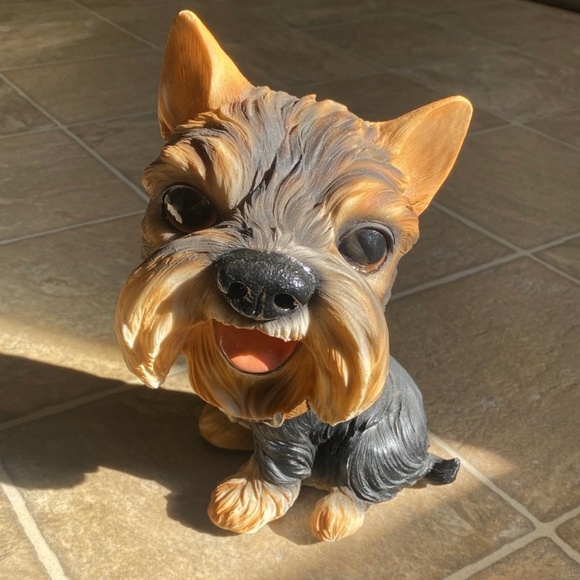 Yorkshire Terrier Yorkie Dog Realistic Garden Home Office Decor - Picture 1 of 7